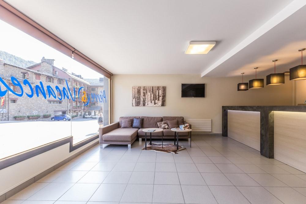 Pierre & Vacances Andorra El Tarter Exterior foto
